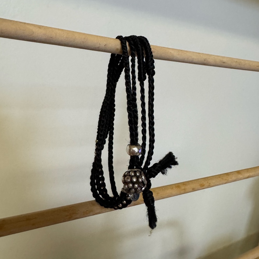 Chan Luu Woven Black & Silver Lotus Charm Closure Beaded Wrap Bracelet - Picture 10 of 13